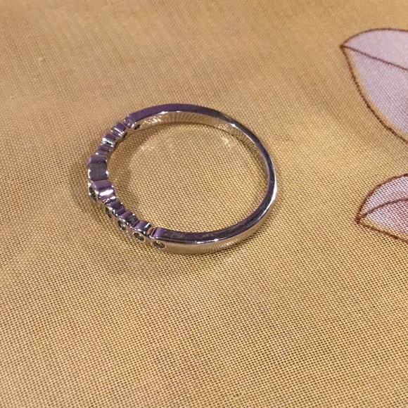 Romantic 925 Silver Stamped Hollow Heart Band Ring Size 10 New - Picture 4 of 6